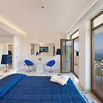فندق Grand President 4*