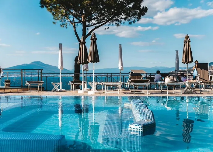 Ξενοδοχείο Grand President 4*