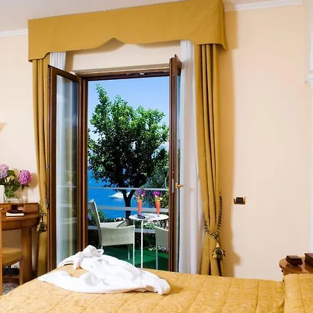 Grand President Otel Sorrento