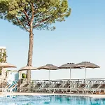 Grand President Hotel
